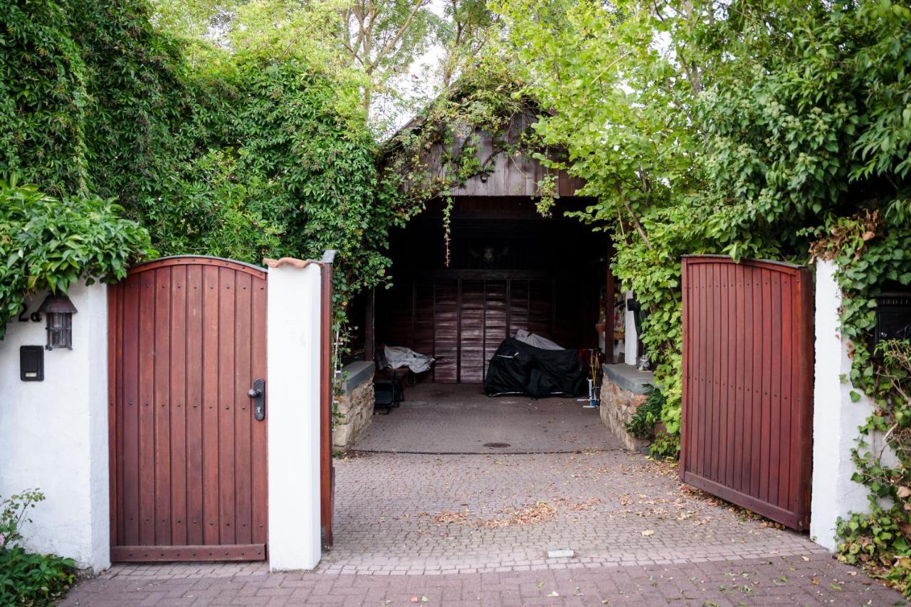 Ferienhaus Burgblick Munzenberg Exterior photo